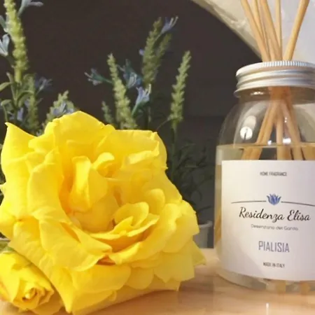 Residenza Elisa לינה וארוחת בוקר 4*